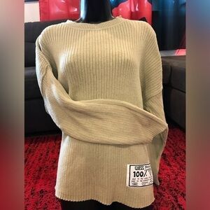 Vtg 90’s Baggy Guess sweater Size M